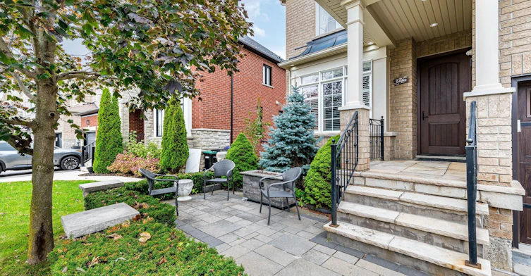 13 Vista Drive, Bradford West Gwillimbury, ON, L3Z 0B6 - 3