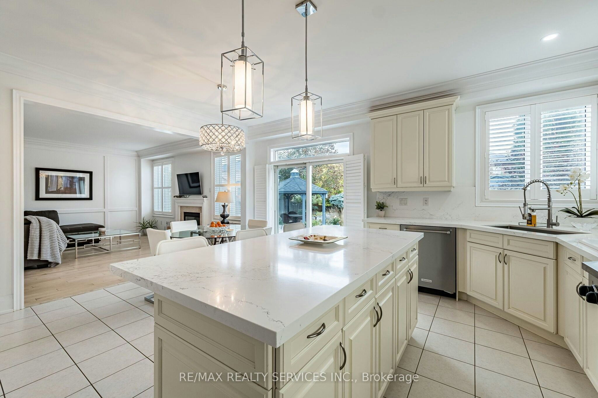 13 Vista Drive, Bradford West Gwillimbury, ON, L3Z 0B6 - 23