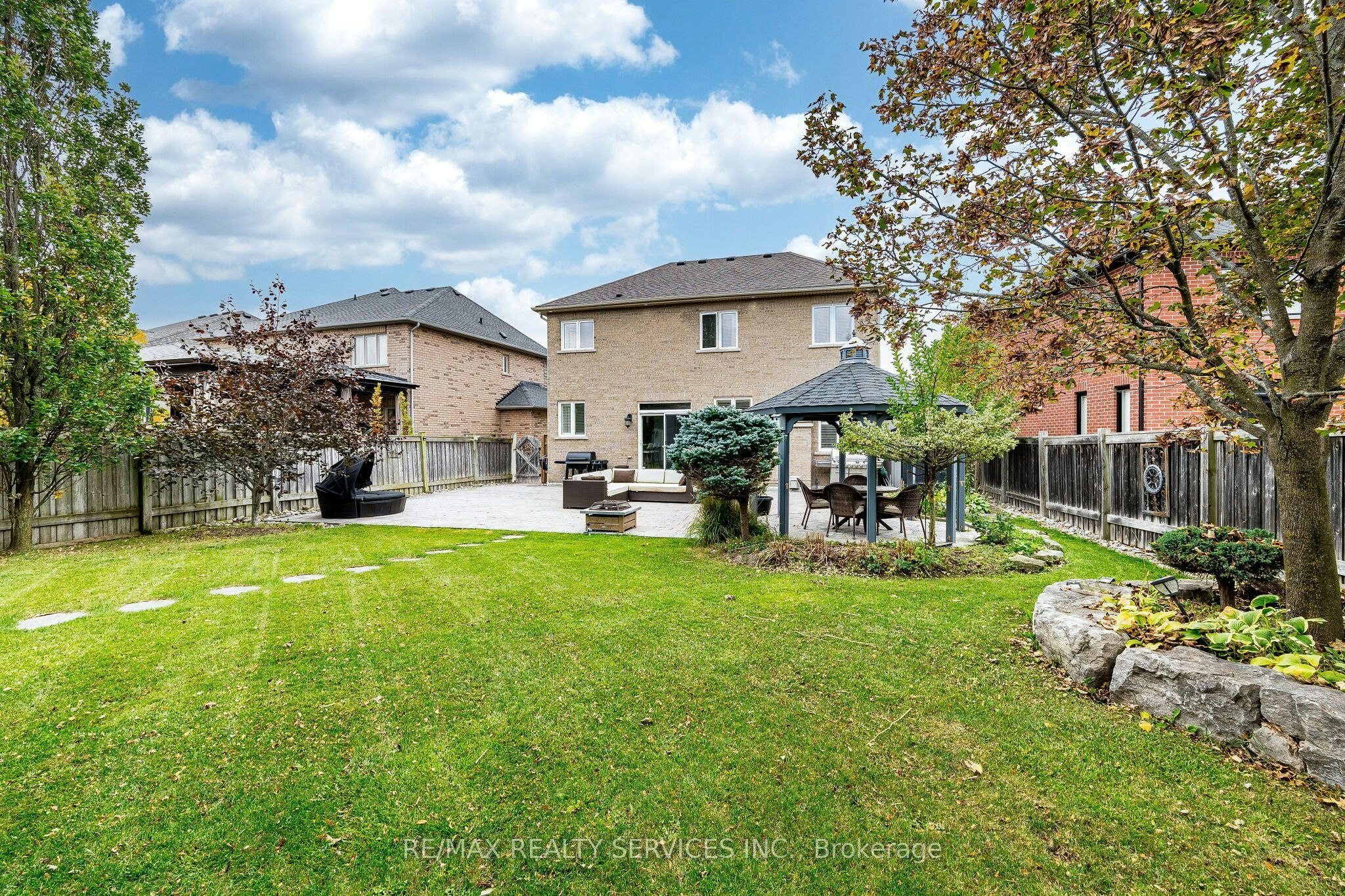 13 Vista Drive, Bradford West Gwillimbury, ON, L3Z 0B6 - 48