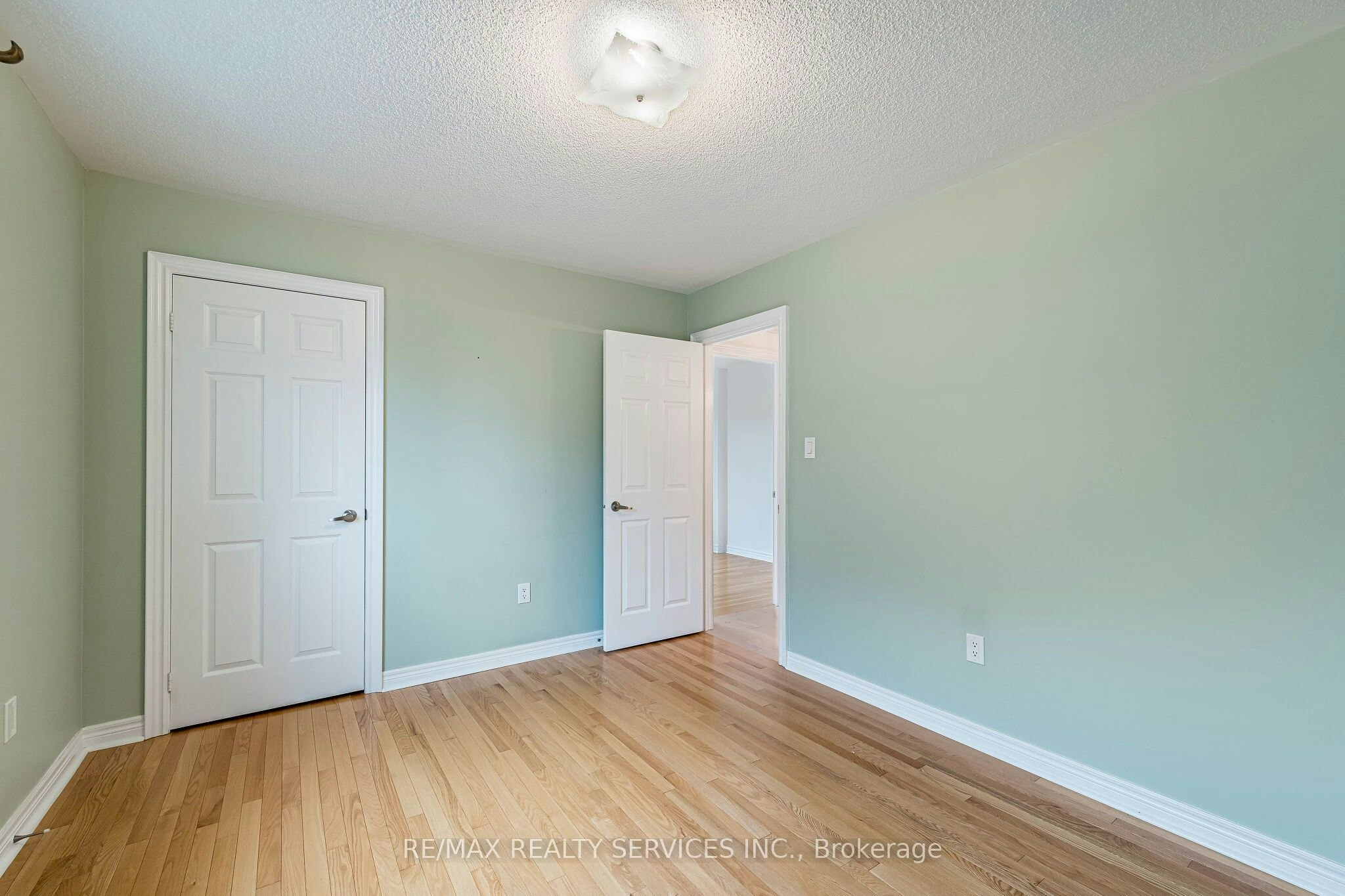 13 Vista Drive, Bradford West Gwillimbury, ON, L3Z 0B6 - 40