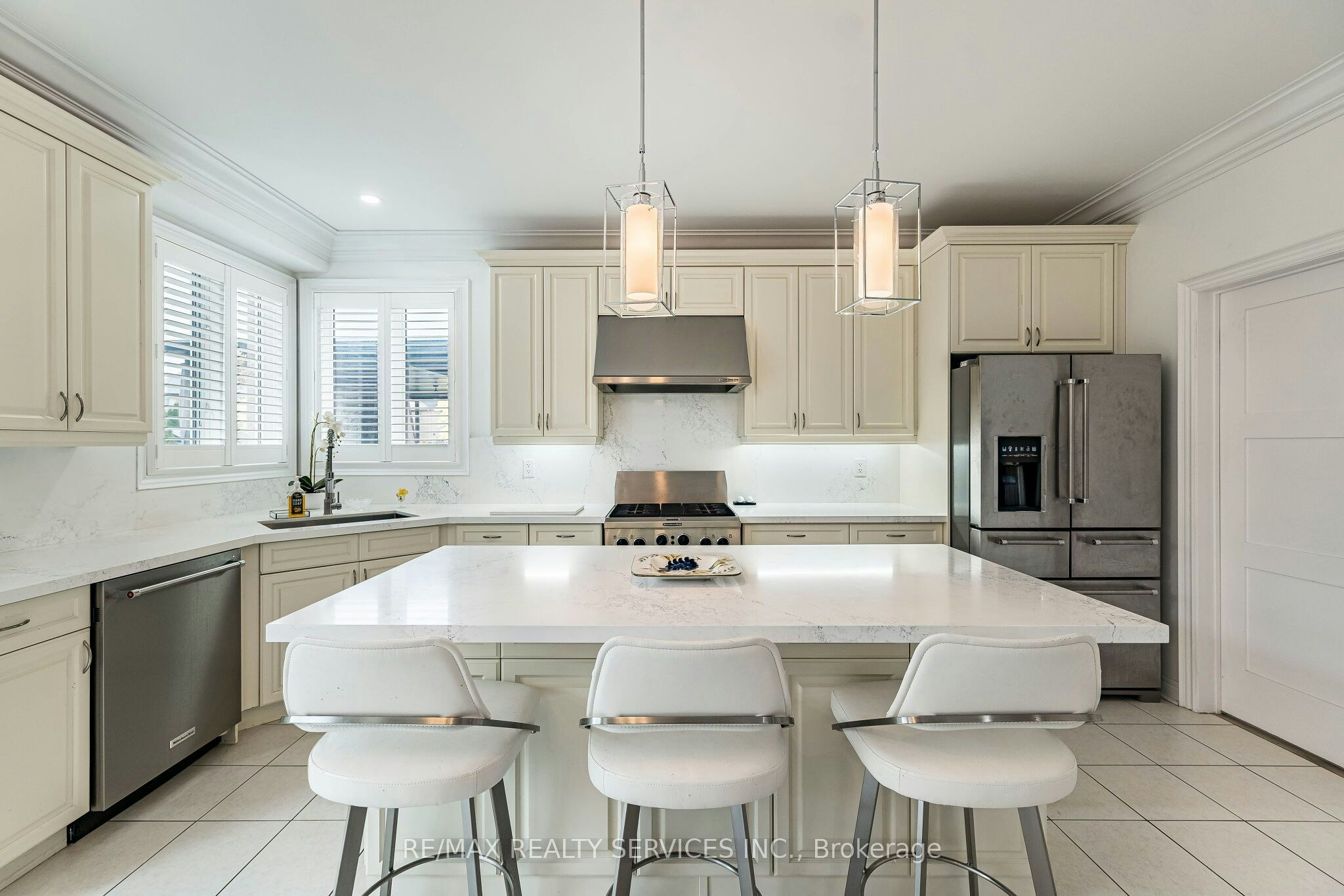 13 Vista Drive, Bradford West Gwillimbury, ON, L3Z 0B6 - 19