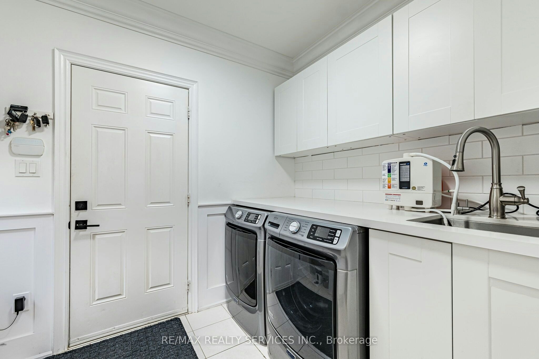 13 Vista Drive, Bradford West Gwillimbury, ON, L3Z 0B6 - 44