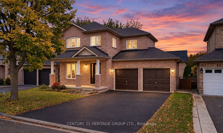 378 Spruce Grove Crescent