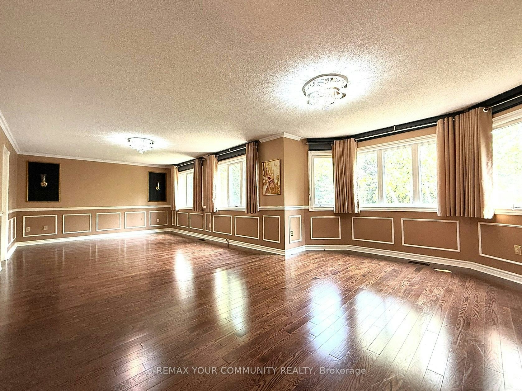 7 Crescentview Road, Richmond Hill, ON, L4B 2Z1 - 9