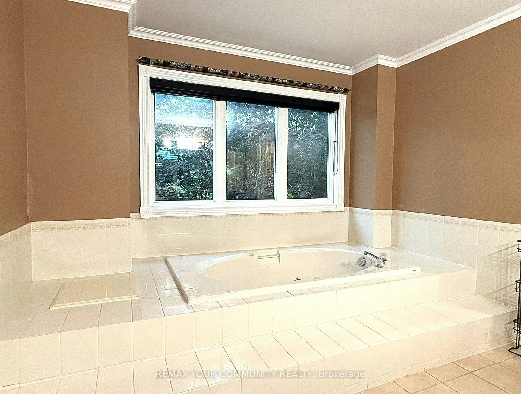 7 Crescentview Road, Richmond Hill, ON, L4B 2Z1 - 13