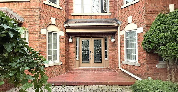 7 Crescentview Road, Richmond Hill, ON, L4B 2Z1 - 2