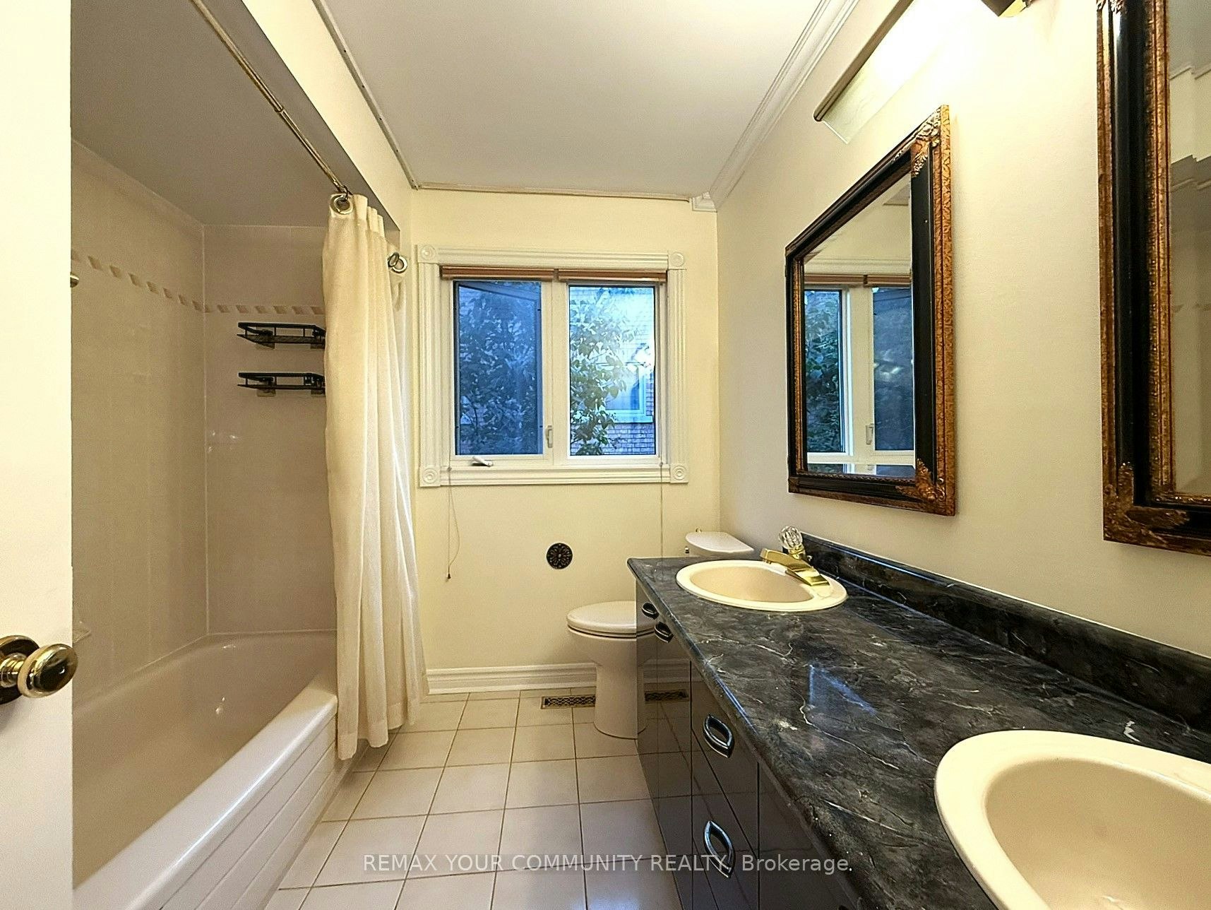 7 Crescentview Road, Richmond Hill, ON, L4B 2Z1 - 19