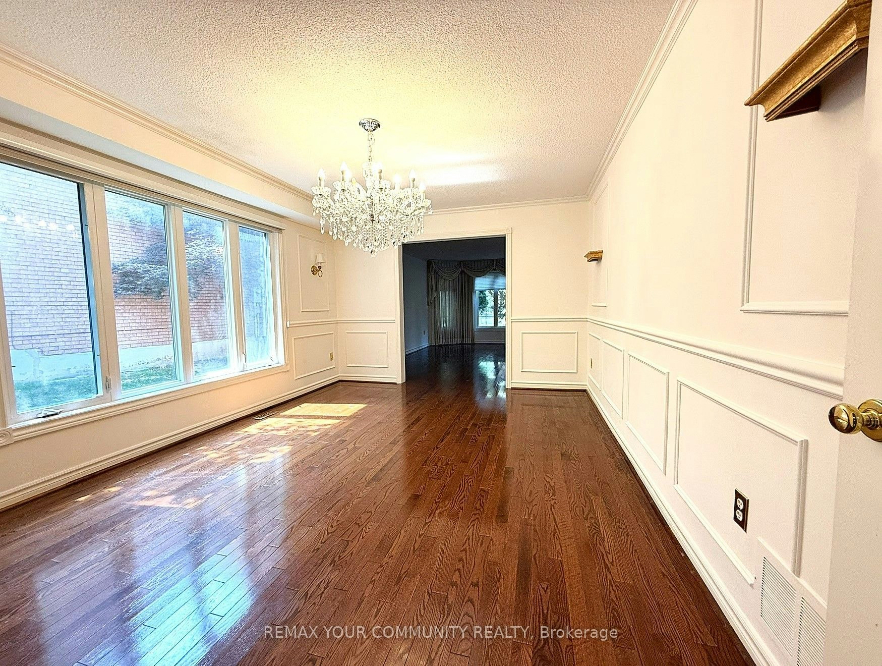 7 Crescentview Road, Richmond Hill, ON, L4B 2Z1 - 6