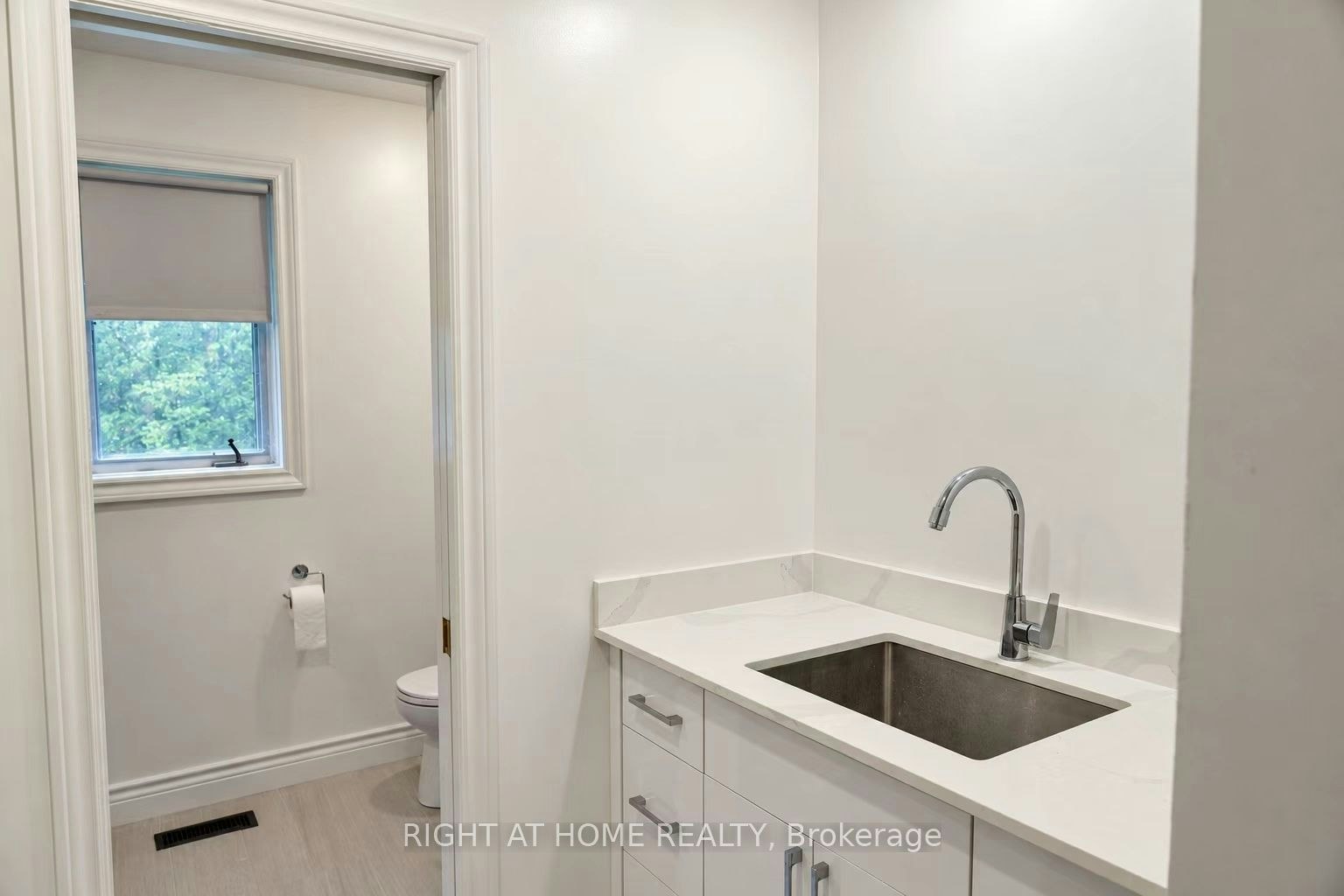 10934 Warden Avenue, Markham, ON, L6C 1N4 - 5