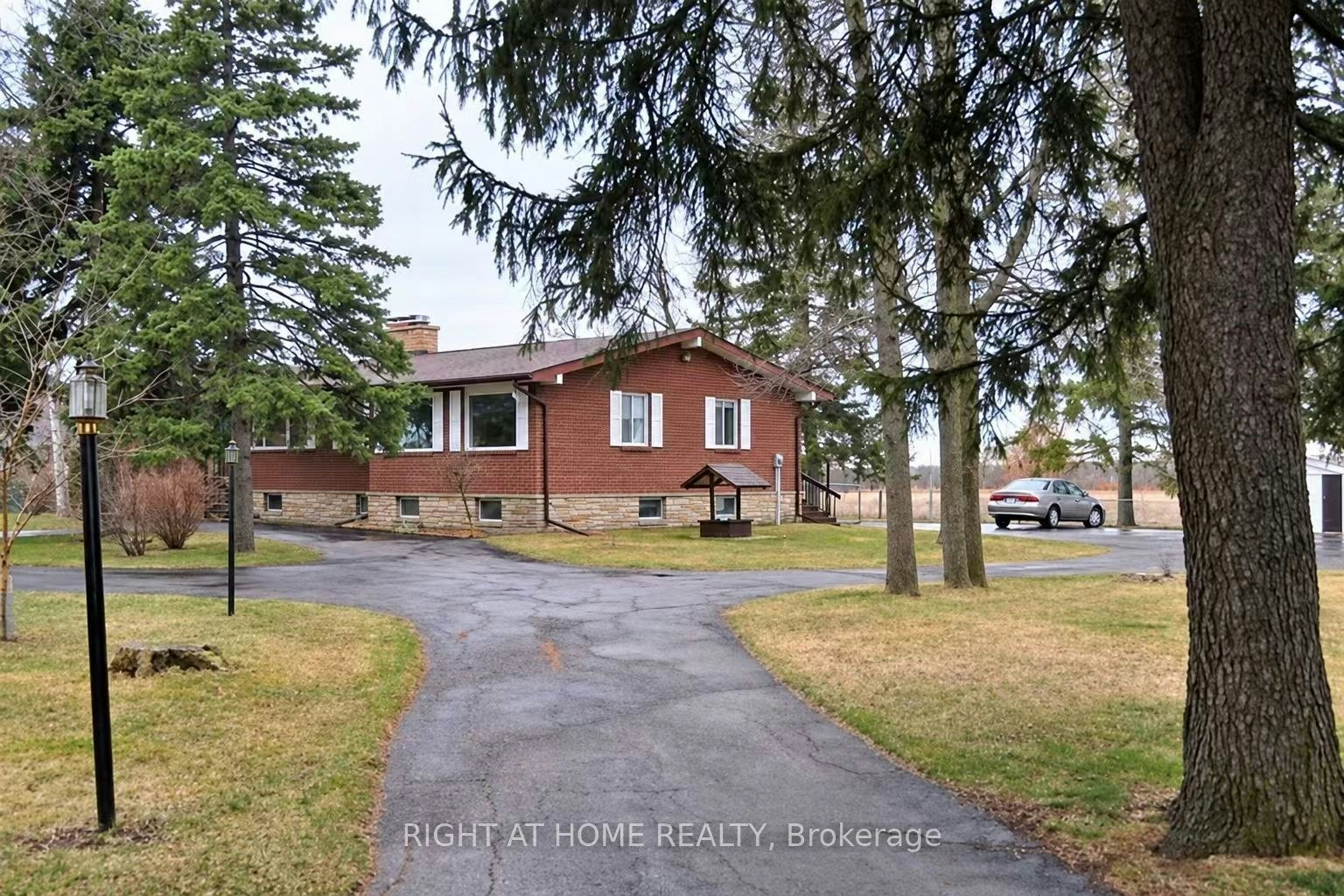 10934 Warden Avenue, Markham, ON, L6C 1N4 - 2