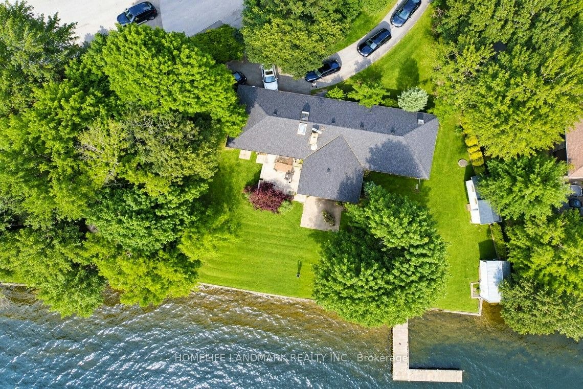 100 Lake Drive N, Georgina, ON, L4P 1A9