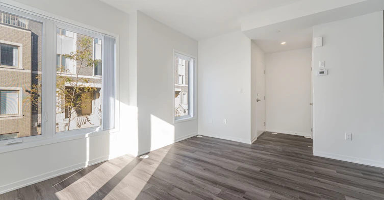 195-141 Honeycrisp Crescent, Vaughan, ON, L4K 5Z8 - 9