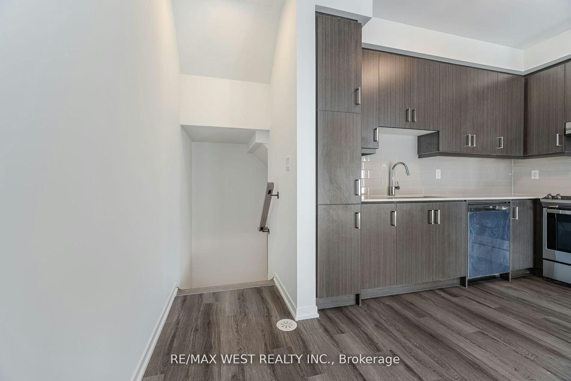 195-141 Honeycrisp Crescent, Vaughan, ON, L4K 5Z8 - 18