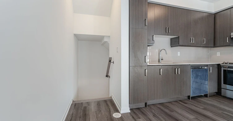 195-141 Honeycrisp Crescent, Vaughan, ON, L4K 5Z8 - 18