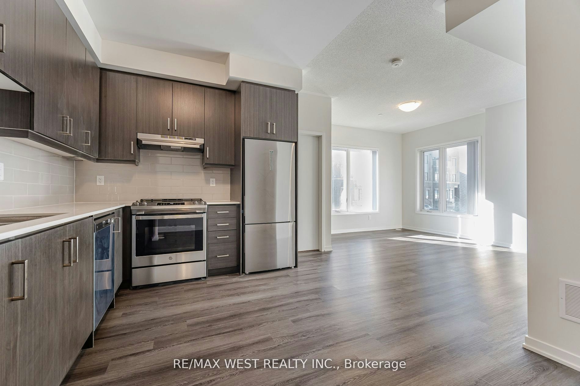 195-141 Honeycrisp Crescent, Vaughan, ON, L4K 5Z8 - 16