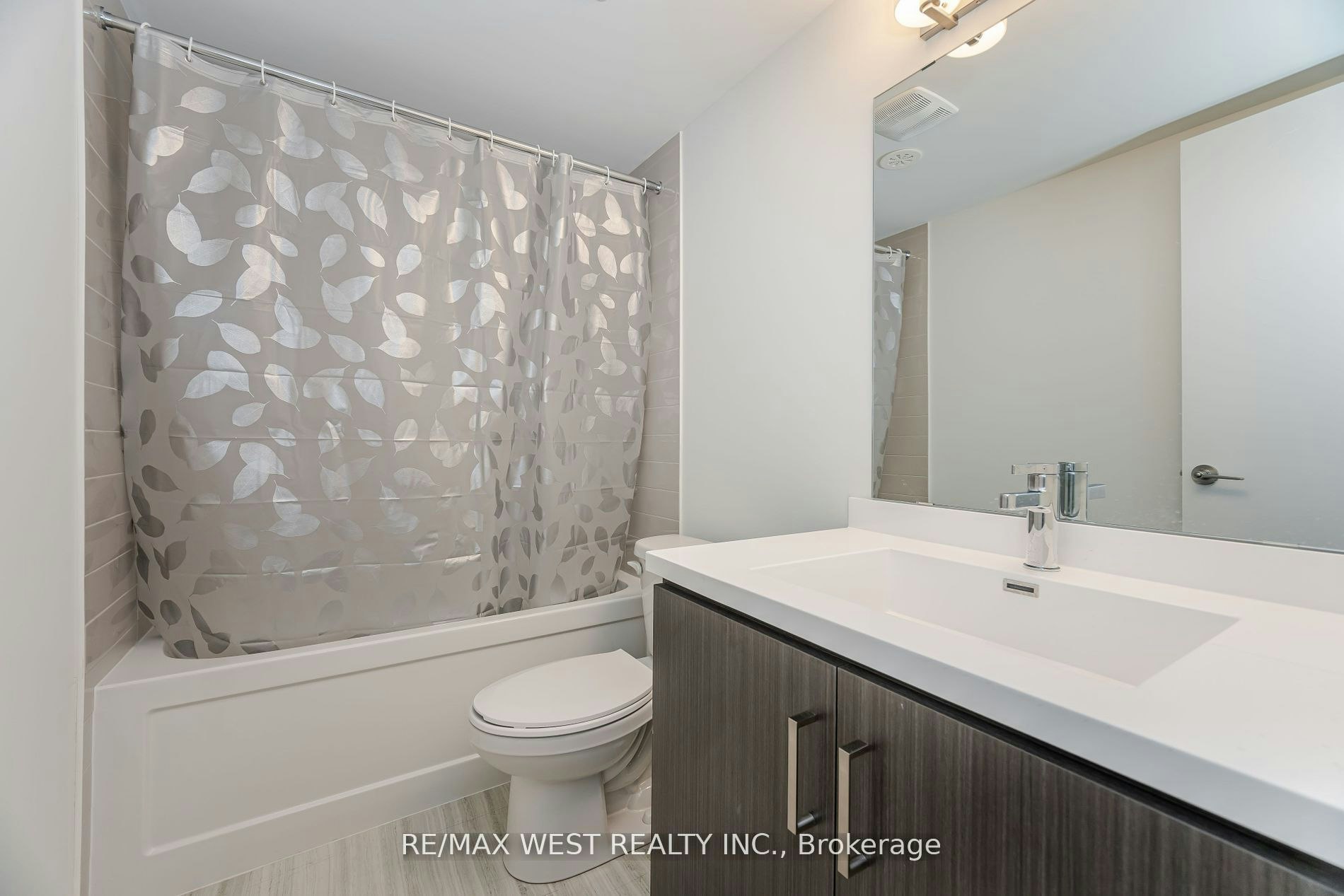 195-141 Honeycrisp Crescent, Vaughan, ON, L4K 5Z8 - 23