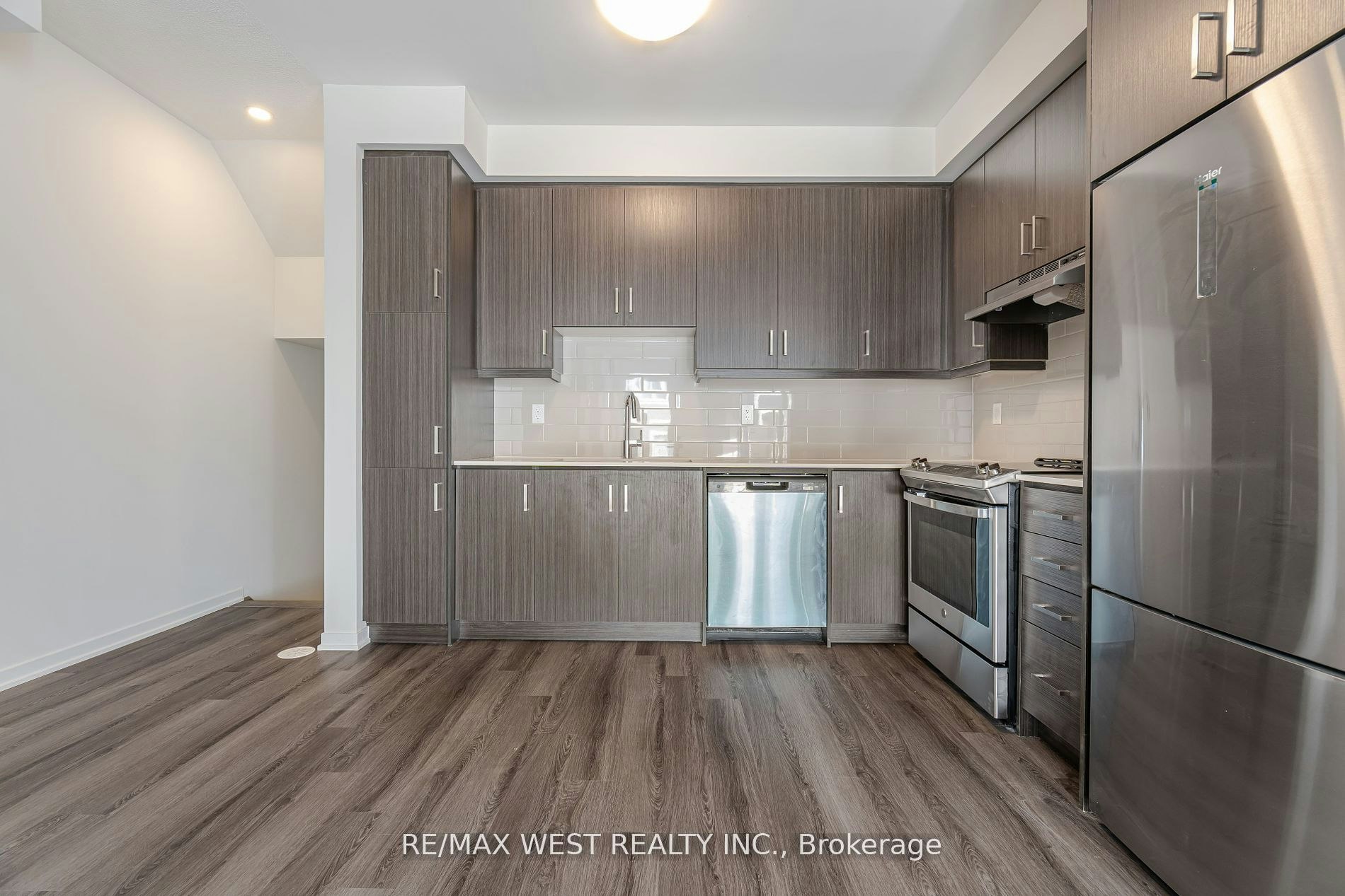 195-141 Honeycrisp Crescent, Vaughan, ON, L4K 5Z8 - 12