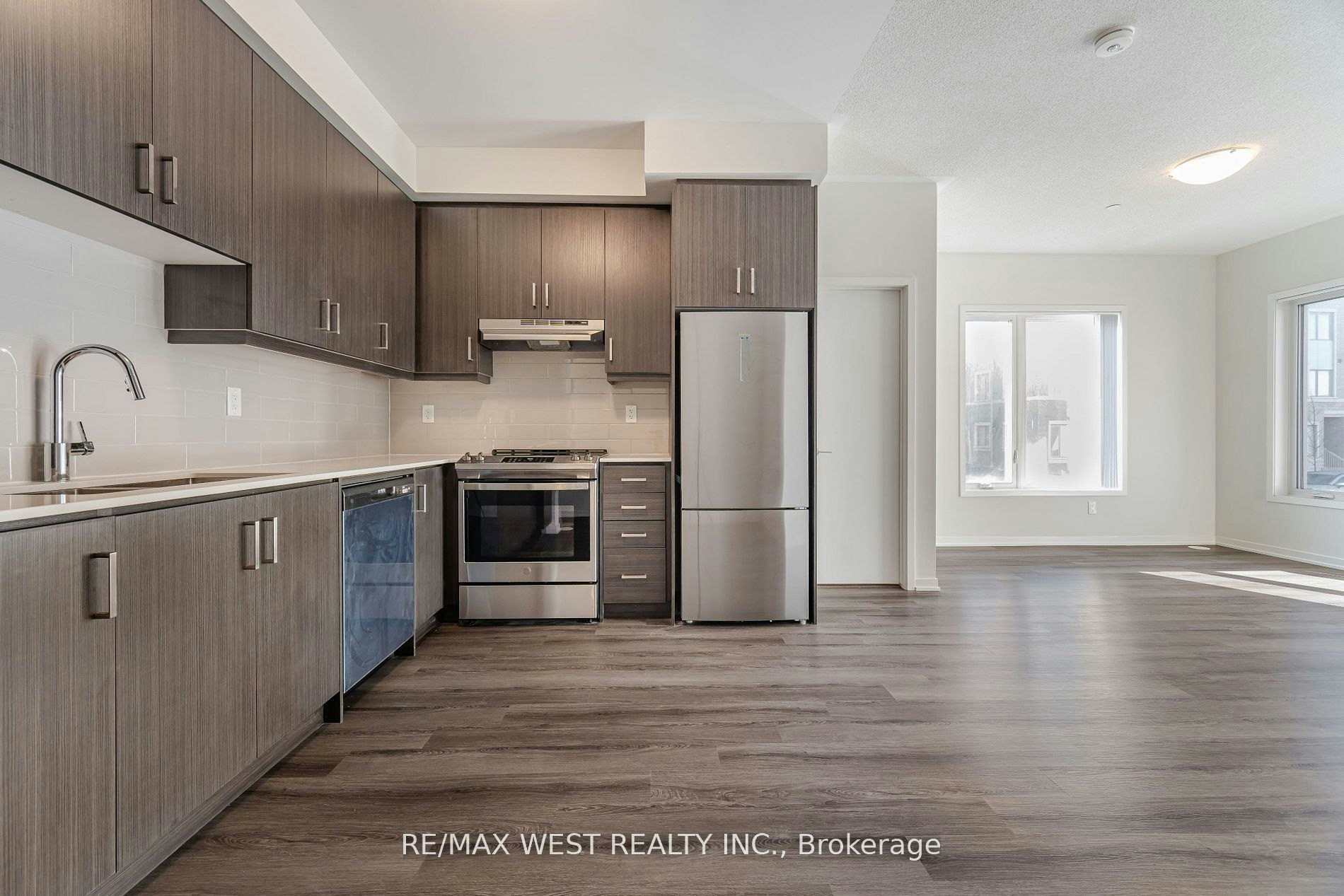 195-141 Honeycrisp Crescent, Vaughan, ON, L4K 5Z8 - 13