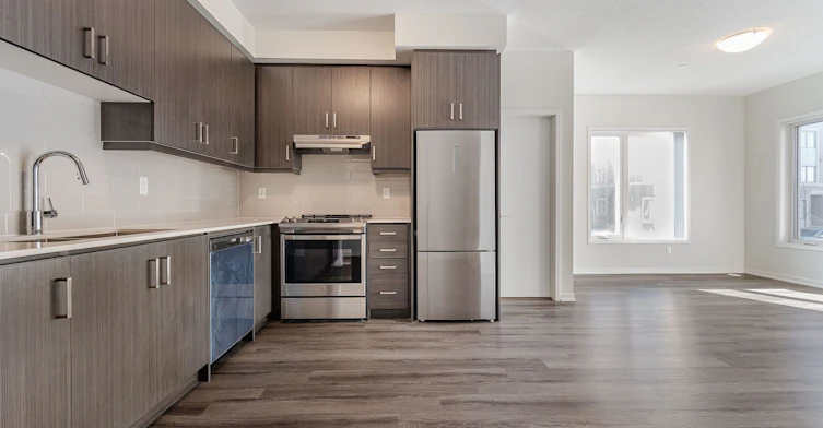 195-141 Honeycrisp Crescent, Vaughan, ON, L4K 5Z8 - 13