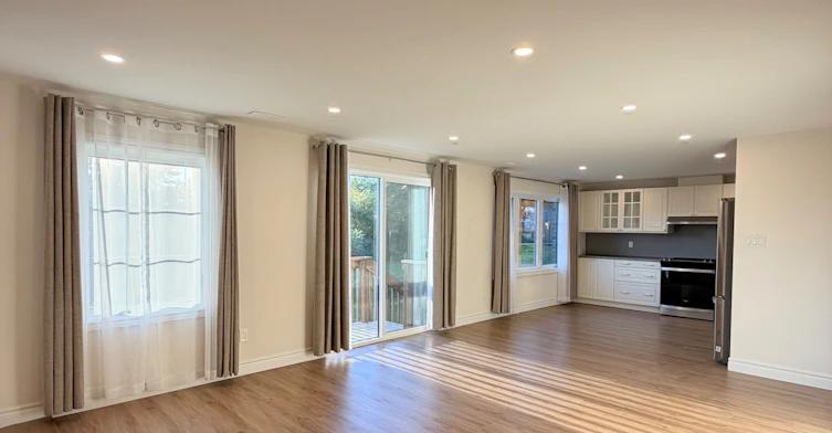 Lower-22 Upbound Court, East Gwillimbury, ON, L9N 0W1