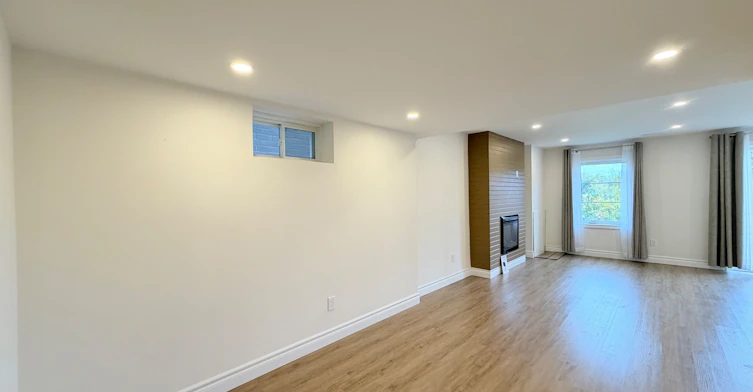 Lower-22 Upbound Court, East Gwillimbury, ON, L9N 0W1 - 10