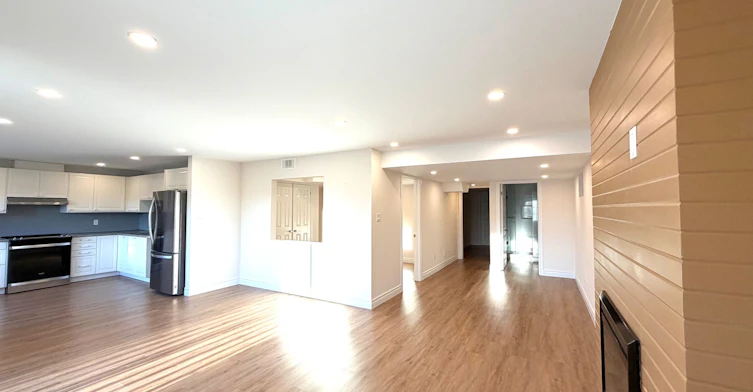 Lower-22 Upbound Court, East Gwillimbury, ON, L9N 0W1 - 7