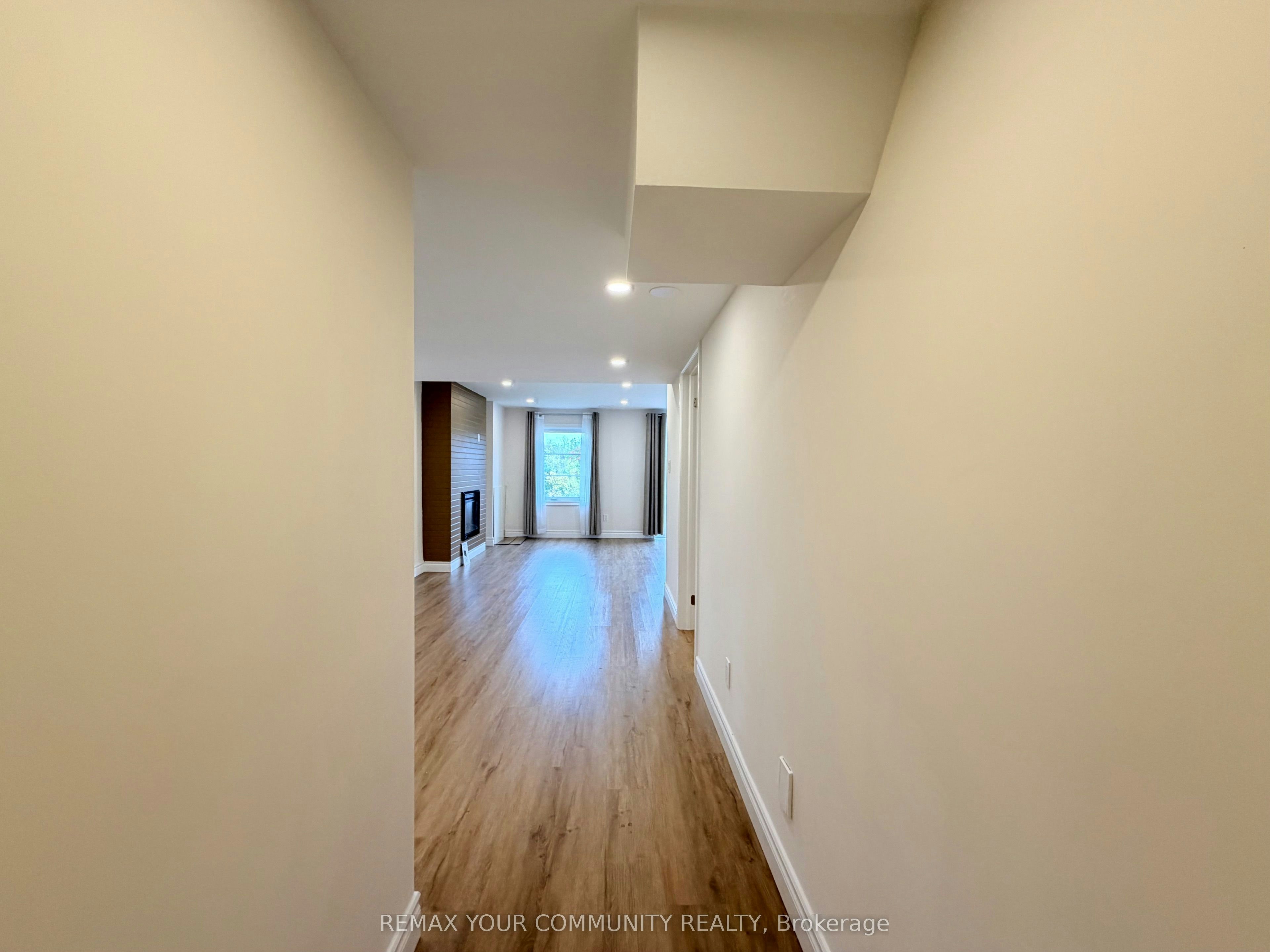 Lower-22 Upbound Court, East Gwillimbury, ON, L9N 0W1 - 9