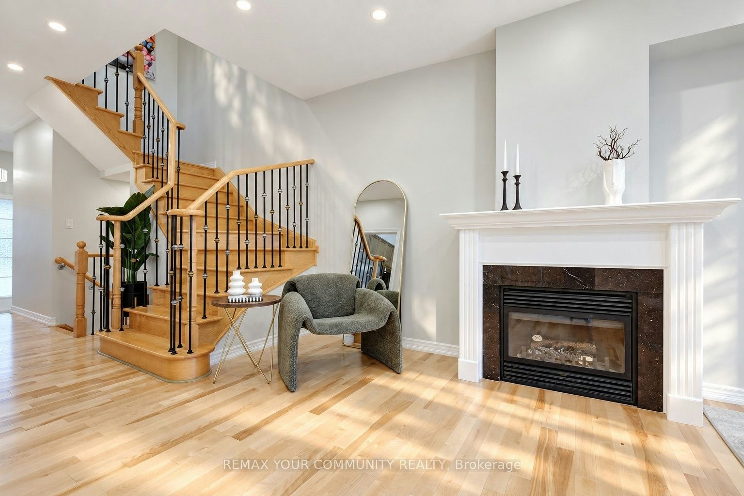 186 Lauderdale Drive - 4
