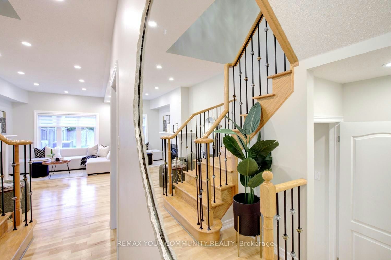186 Lauderdale Drive - 2