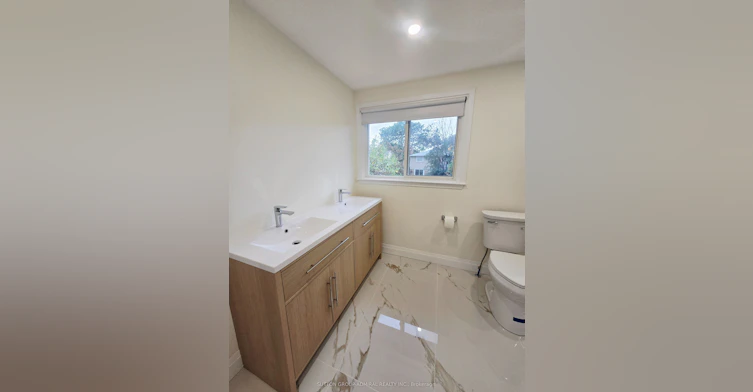 6 Shady Lane Crescent, Markham, ON, L3T 3W7 - 32