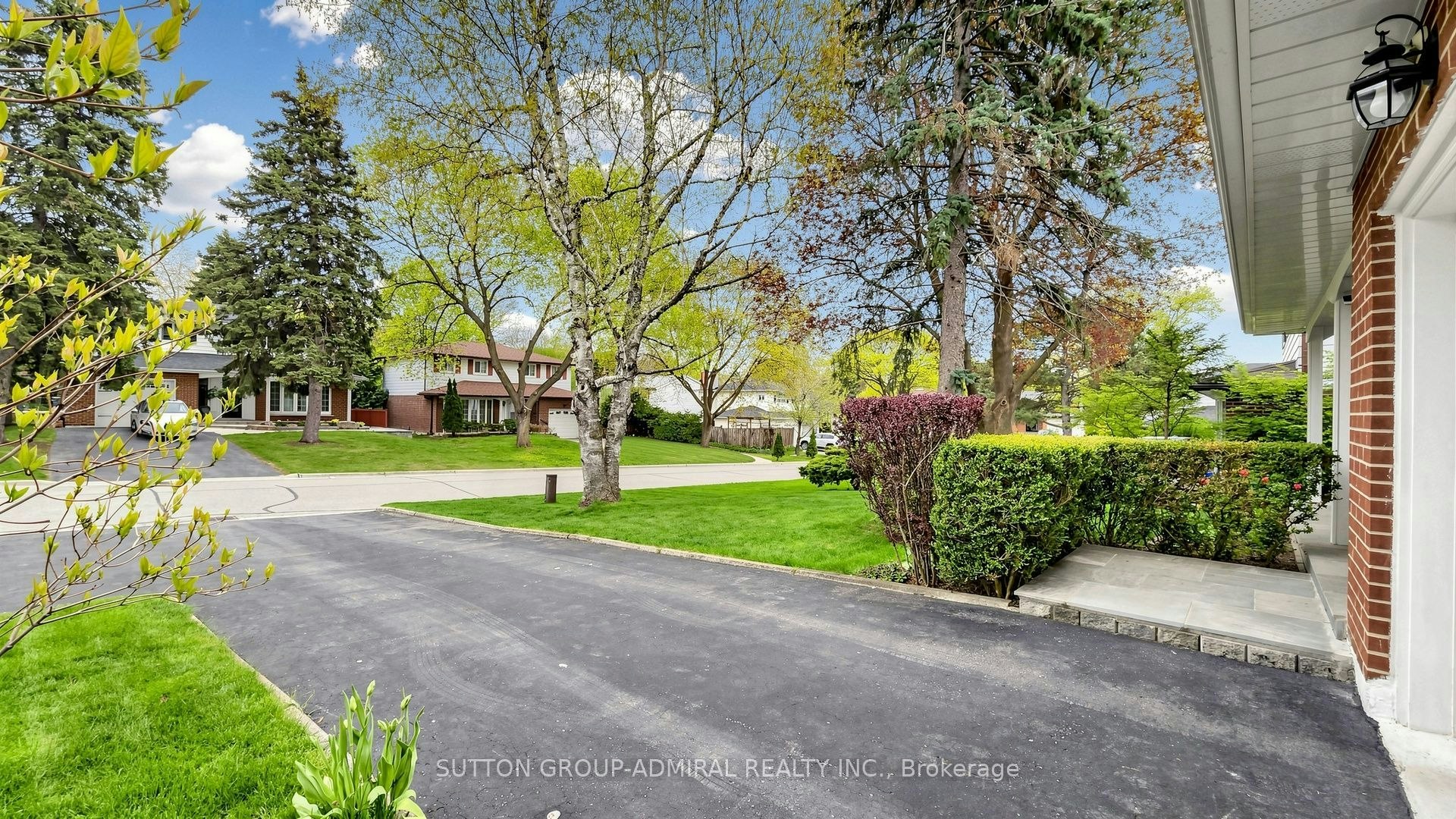 6 Shady Lane Crescent, Markham, ON, L3T 3W7 - 2