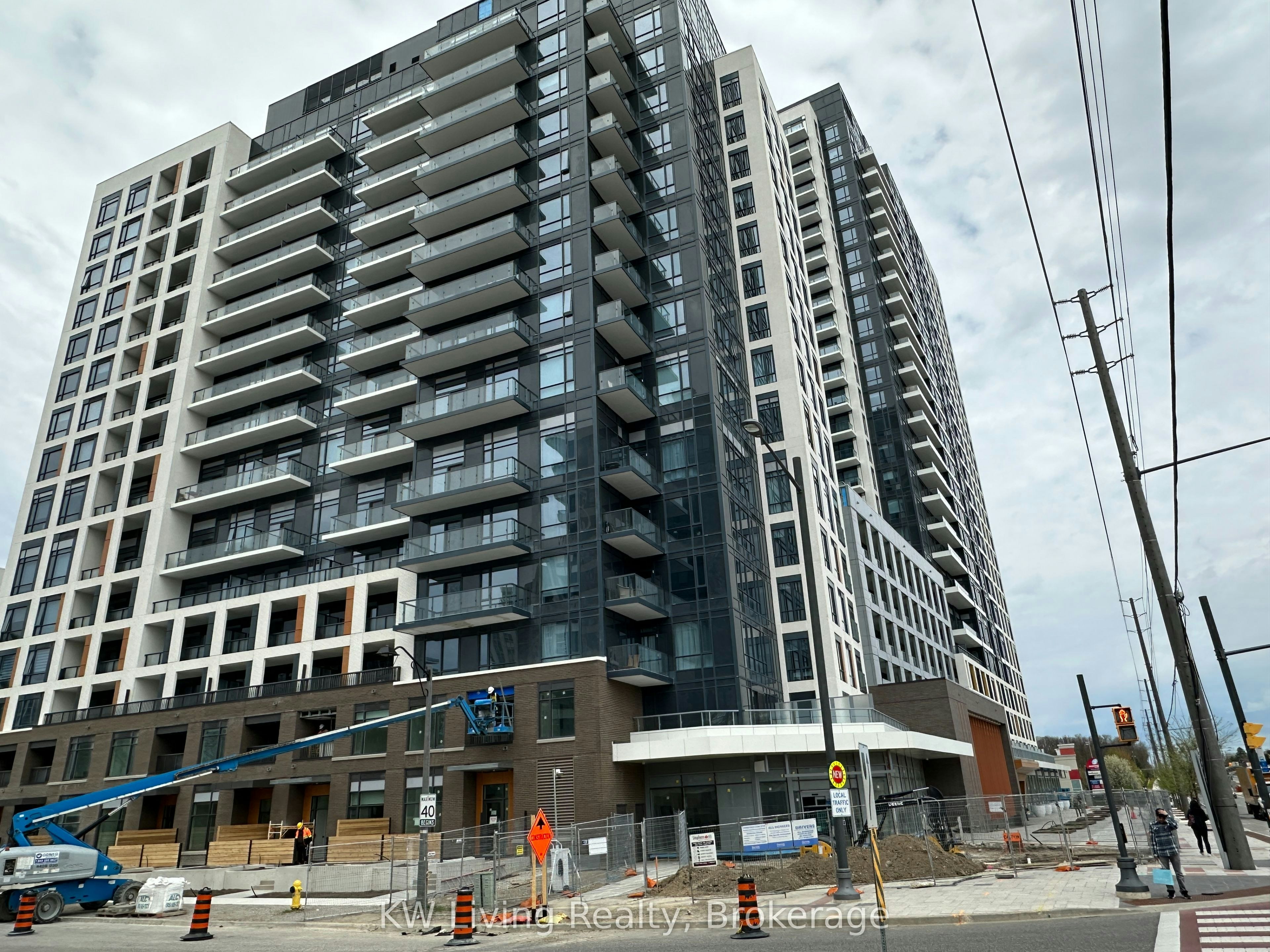 517-7950 Bathurst Street, Vaughan, ON, L4K 0L4