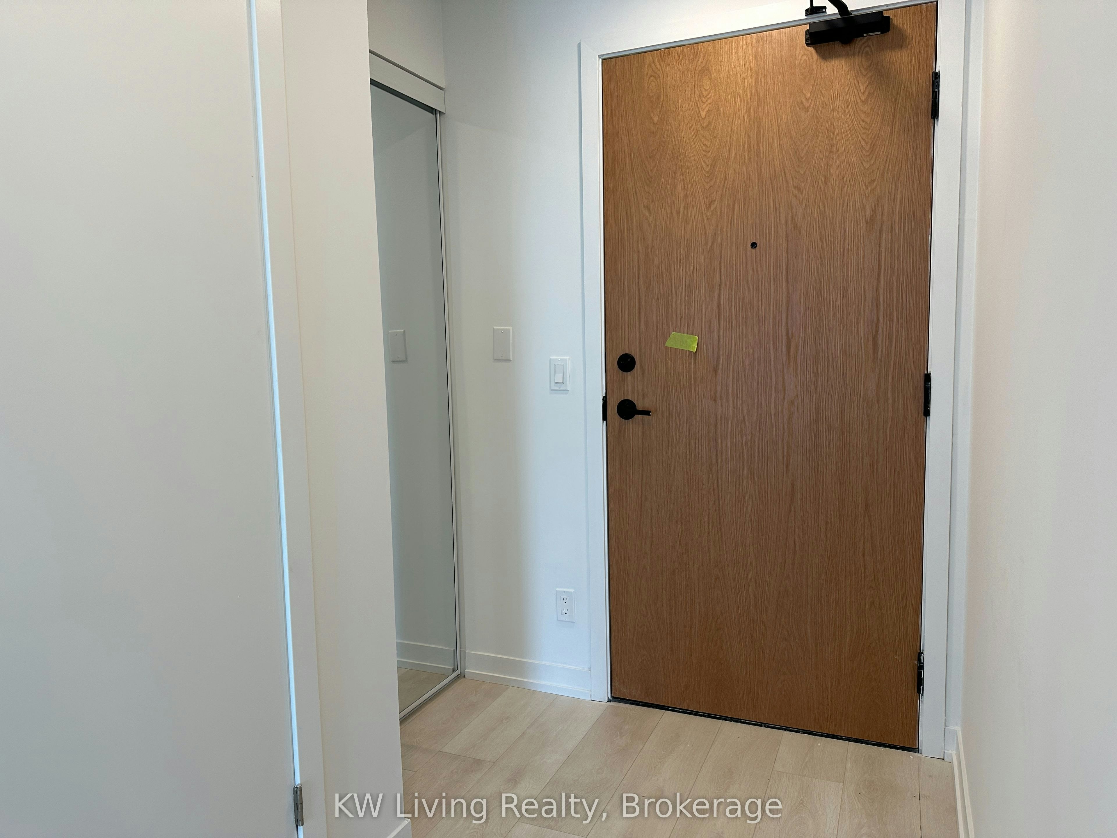 517-7950 Bathurst Street, Vaughan, ON, L4K 0L4 - 9