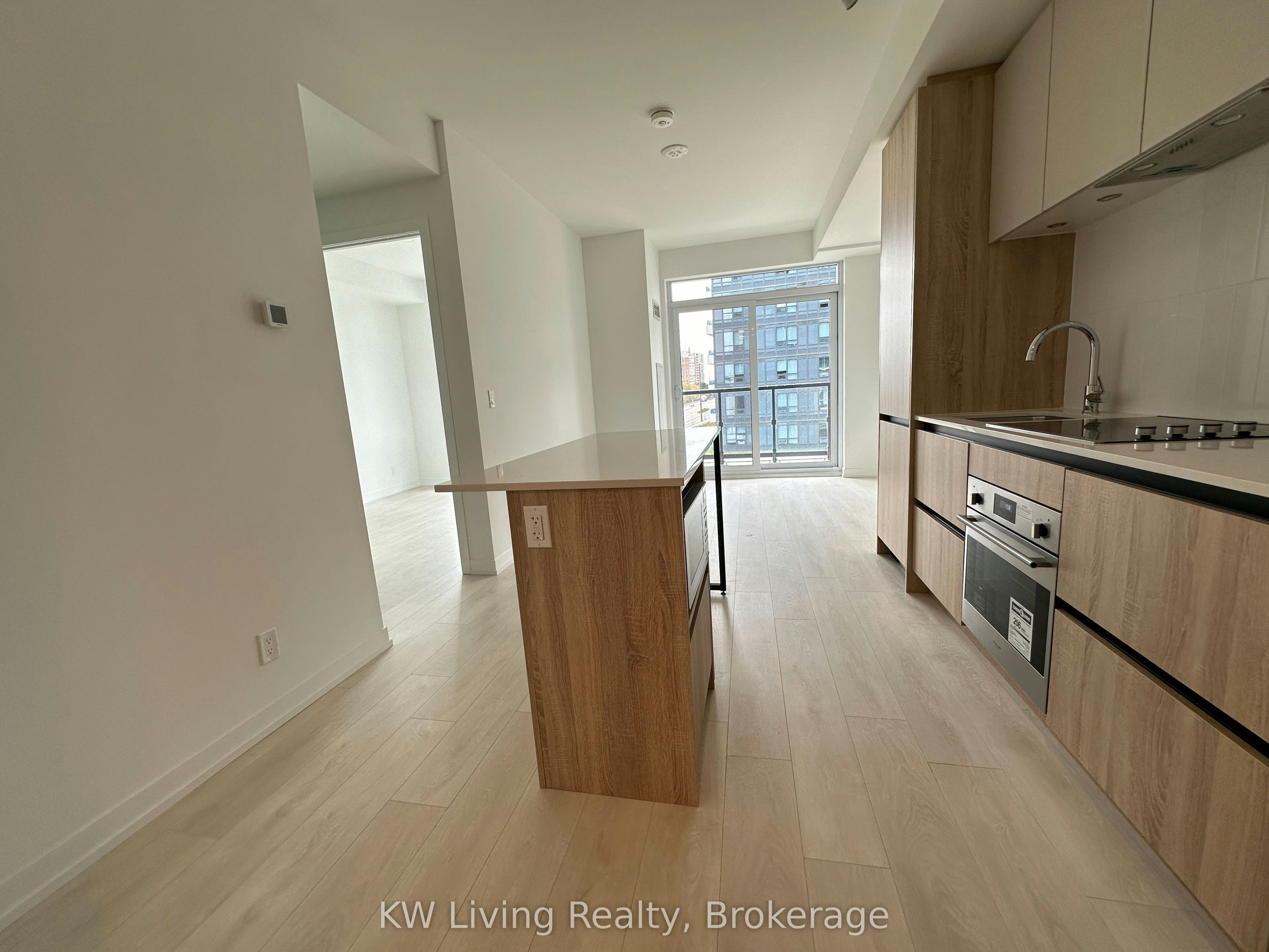 517-7950 Bathurst Street, Vaughan, ON, L4K 0L4 - 8