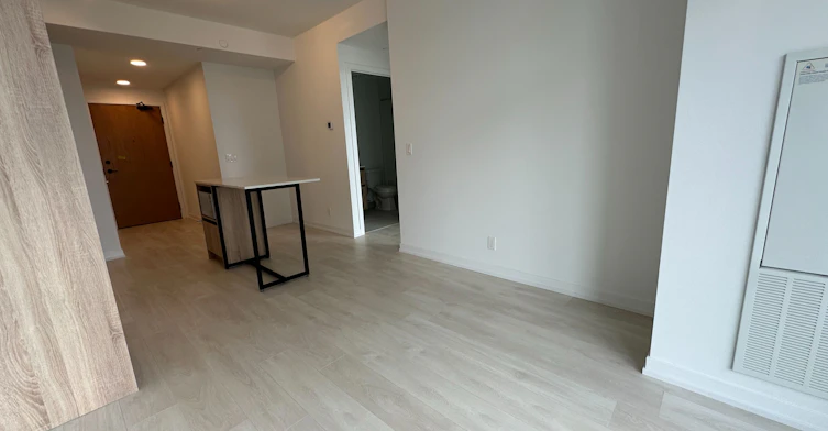 517-7950 Bathurst Street, Vaughan, ON, L4K 0L4 - 12