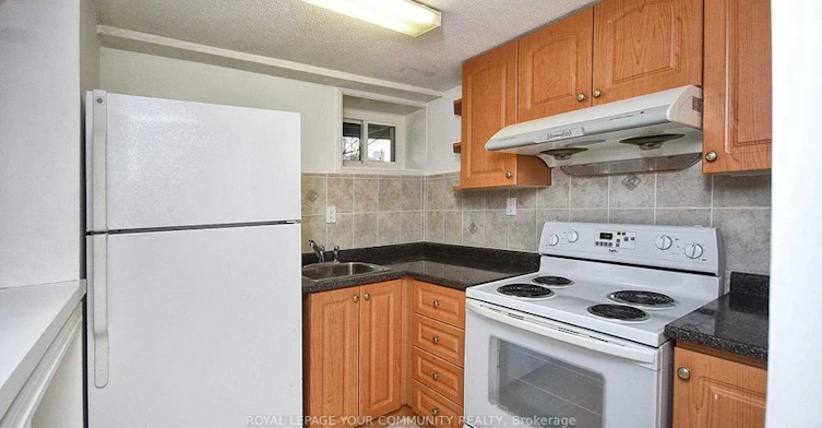 Lower-25 Rockport Crescent, Richmond Hill, ON, L4C 2L5 - 8