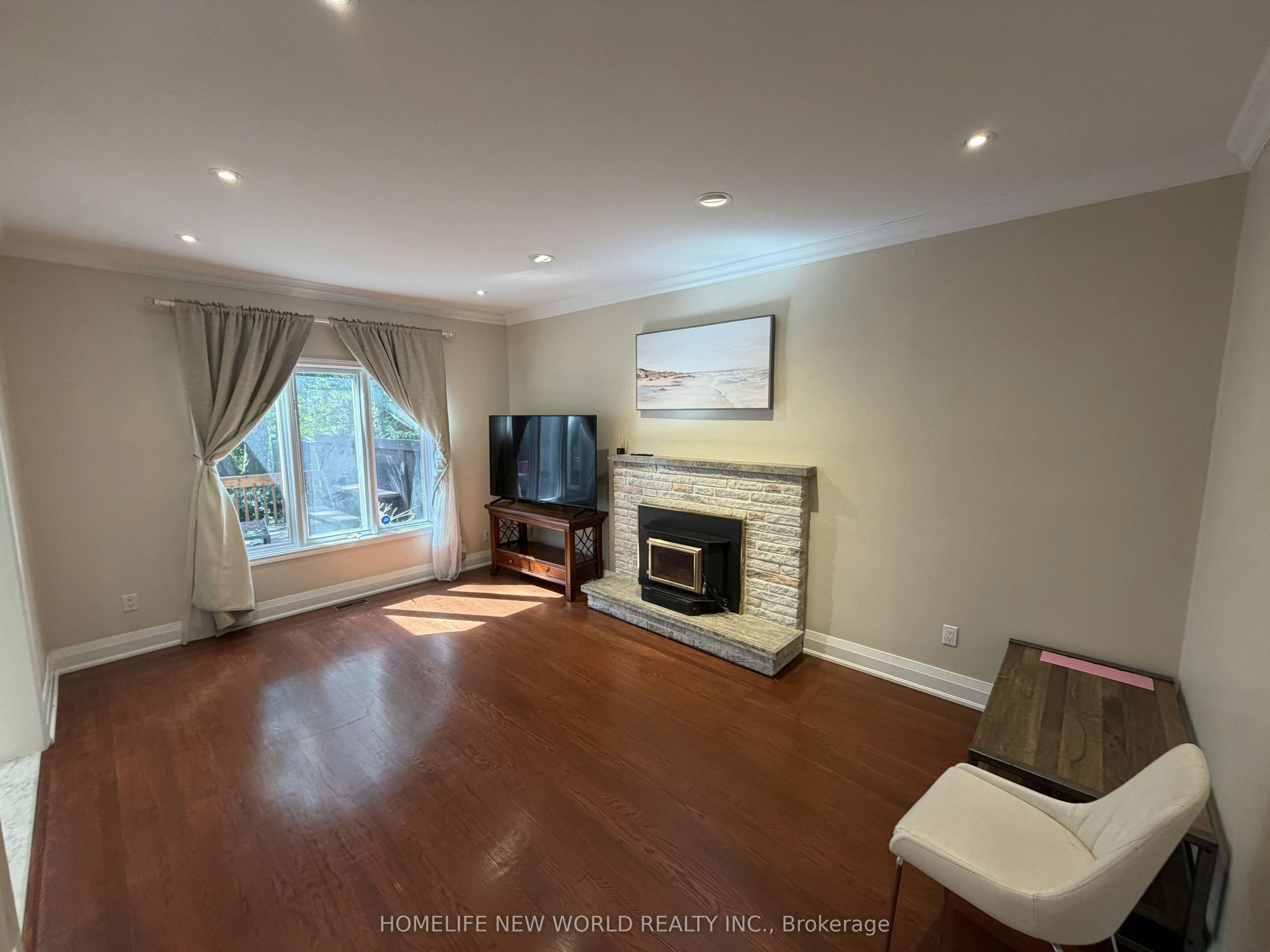 (UPPER)-63A Roosevelt Drive, Richmond Hill, ON, L4C 6V2 - 12