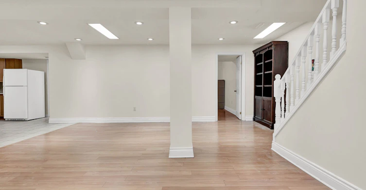 Bsmt-131 Bernard Avenue, Richmond Hill, ON, L4C 9Z6 - 3