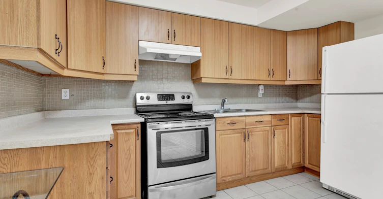 Bsmt-131 Bernard Avenue, Richmond Hill, ON, L4C 9Z6 - 6