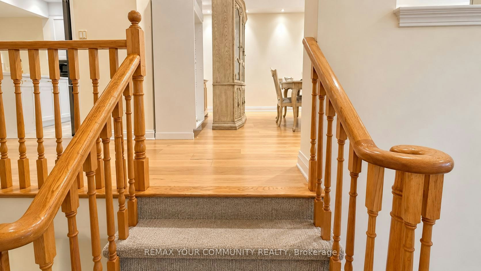8 Edgemont Court, Richmond Hill, ON, L4S 2H8 - 18