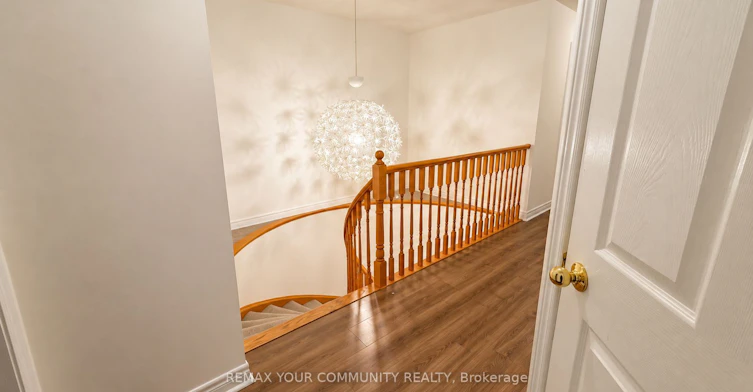 8 Edgemont Court, Richmond Hill, ON, L4S 2H8 - 17