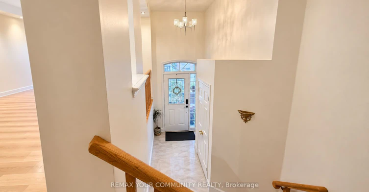 8 Edgemont Court, Richmond Hill, ON, L4S 2H8 - 13