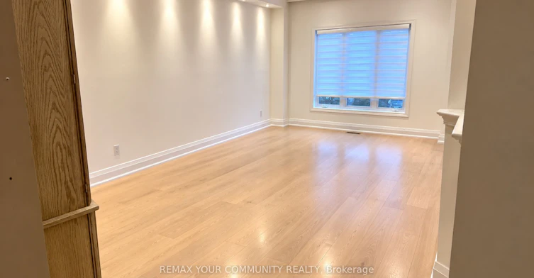 8 Edgemont Court, Richmond Hill, ON, L4S 2H8 - 8