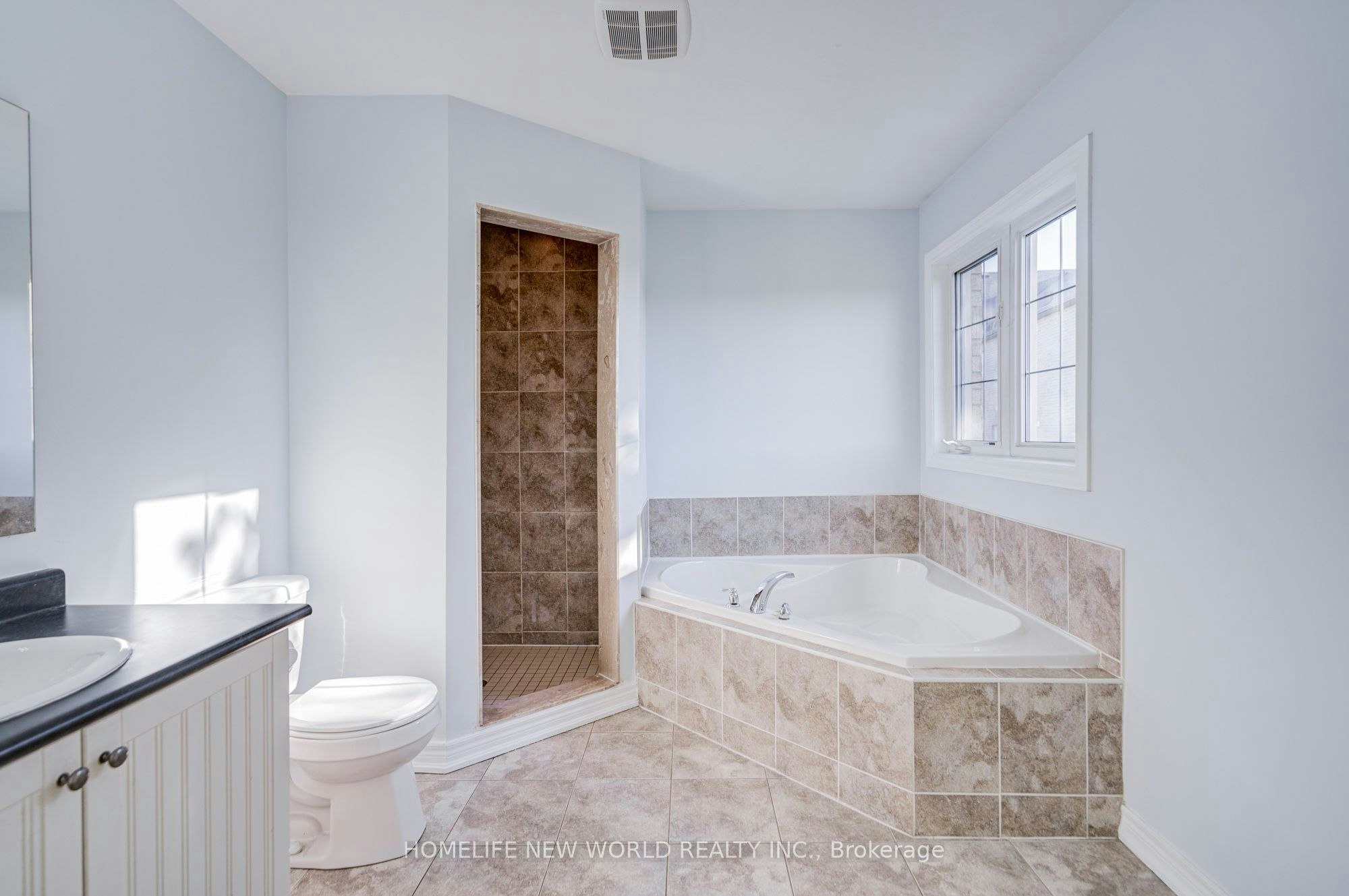 146 Art West Avenue, Newmarket, ON, L3X 0C1 - 26