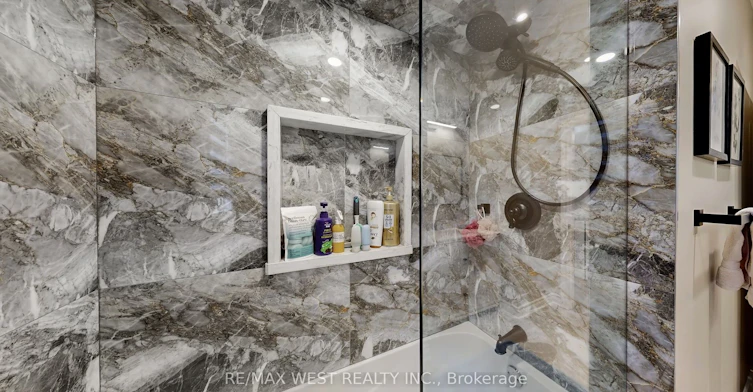 31 Mulholland Drive, Vaughan, ON, L4J 7T7 - 39
