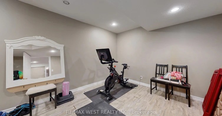 31 Mulholland Drive, Vaughan, ON, L4J 7T7 - 46