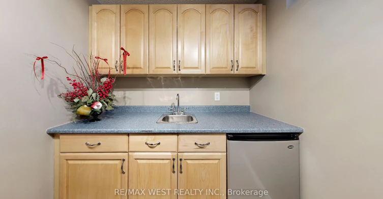 31 Mulholland Drive, Vaughan, ON, L4J 7T7 - 45