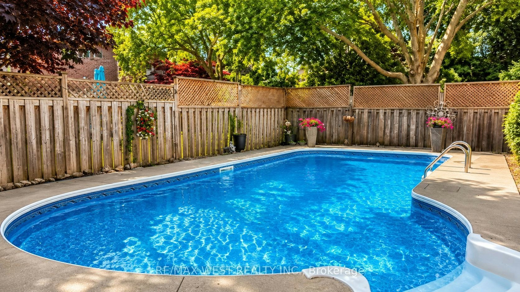 31 Mulholland Drive, Vaughan, ON, L4J 7T7 - 2