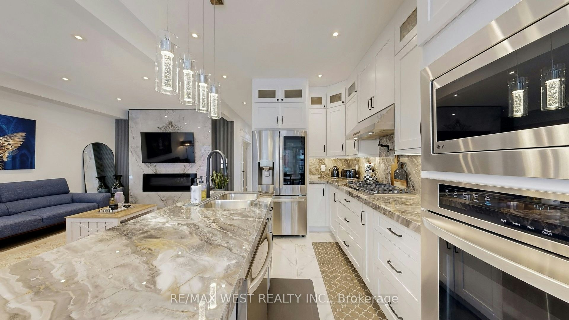 31 Mulholland Drive, Vaughan, ON, L4J 7T7 - 18