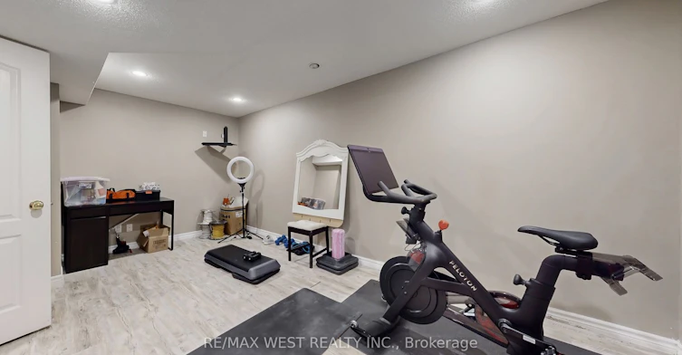 31 Mulholland Drive, Vaughan, ON, L4J 7T7 - 47